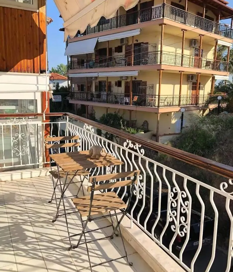 Marineo Apartments Neos Marmaras